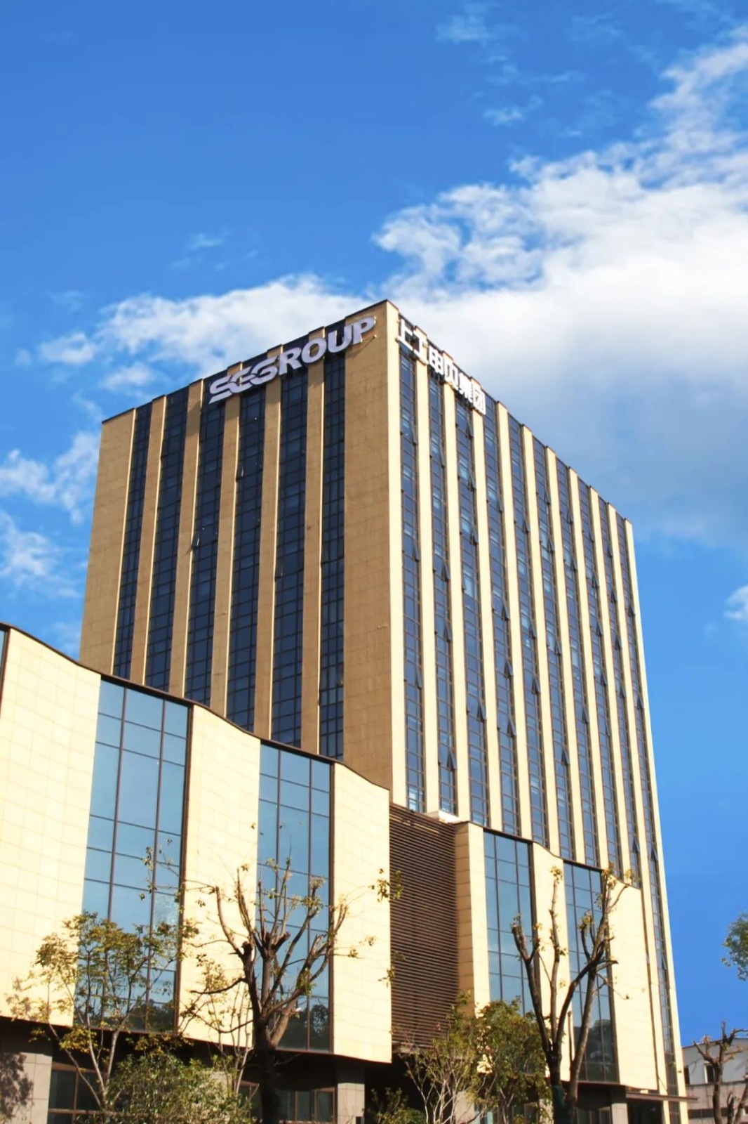 1679997205306033zRc5.jpg 1555.jpg